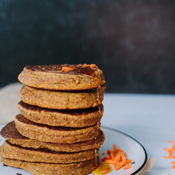 Simple and Delicious Carrot Cake Pancakes